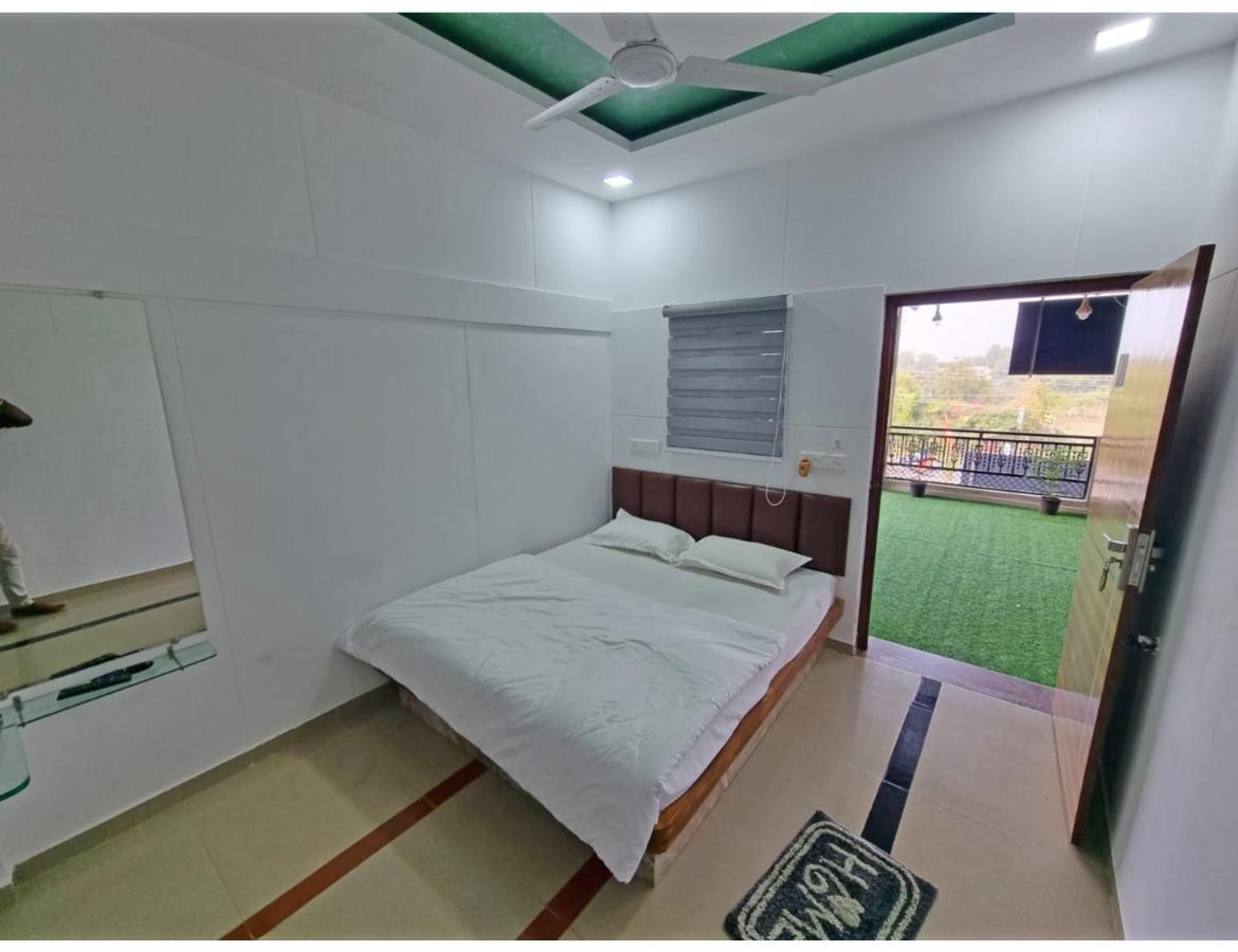 Hari Homestay, Garudeshwar Екстер'єр фото
