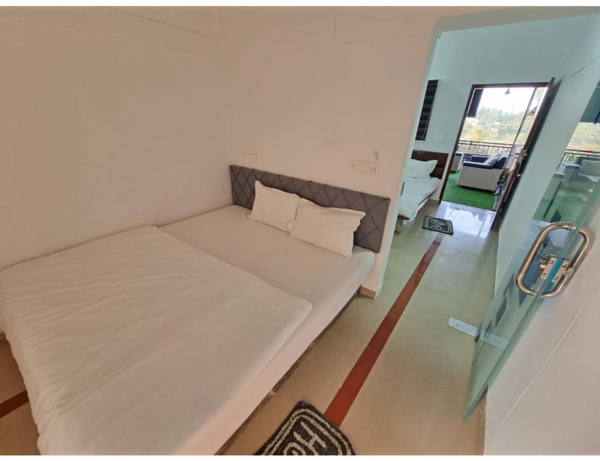 Hari Homestay, Garudeshwar Екстер'єр фото