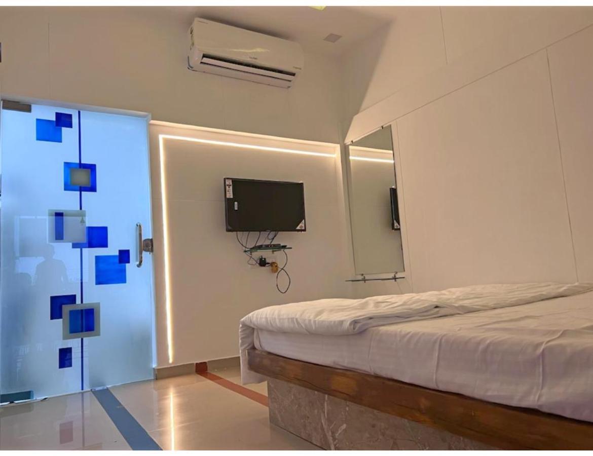 Hari Homestay, Garudeshwar Екстер'єр фото