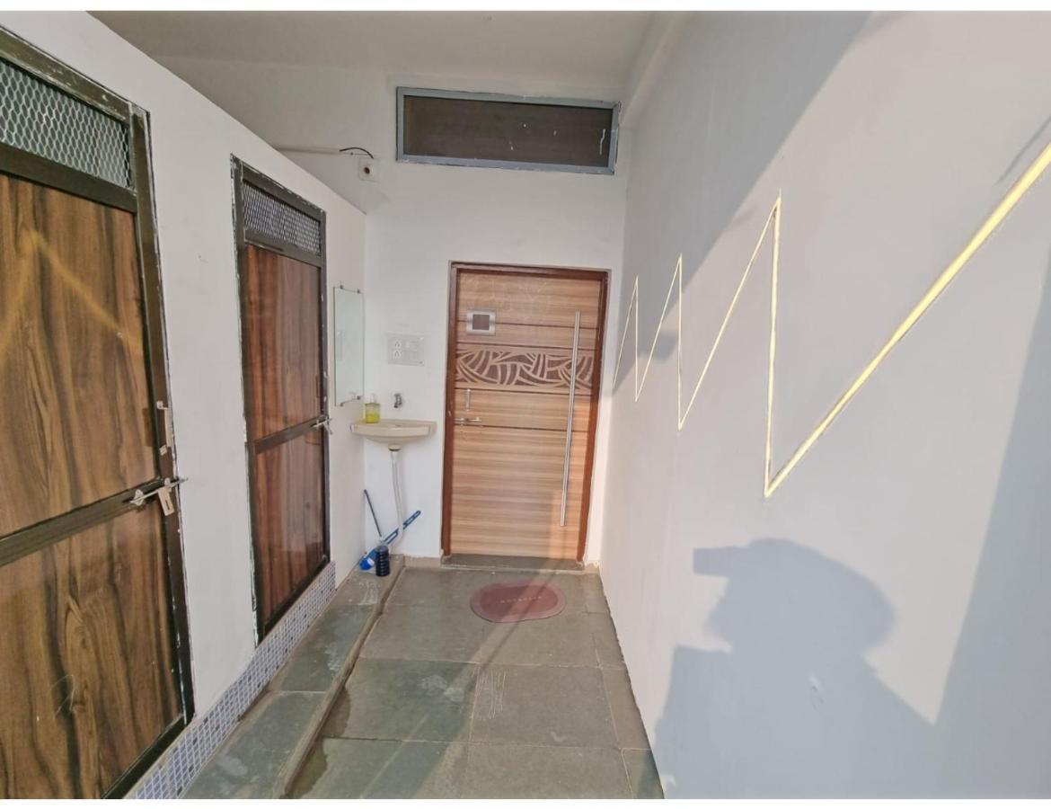 Hari Homestay, Garudeshwar Екстер'єр фото